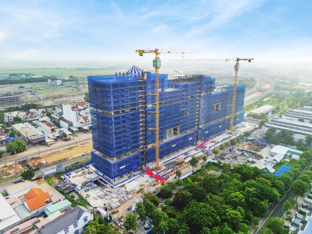 Block Galaxy đã cất nóc vào ngày 03/08/2025 và dự kiến bàn giao vào Quý 4/2026