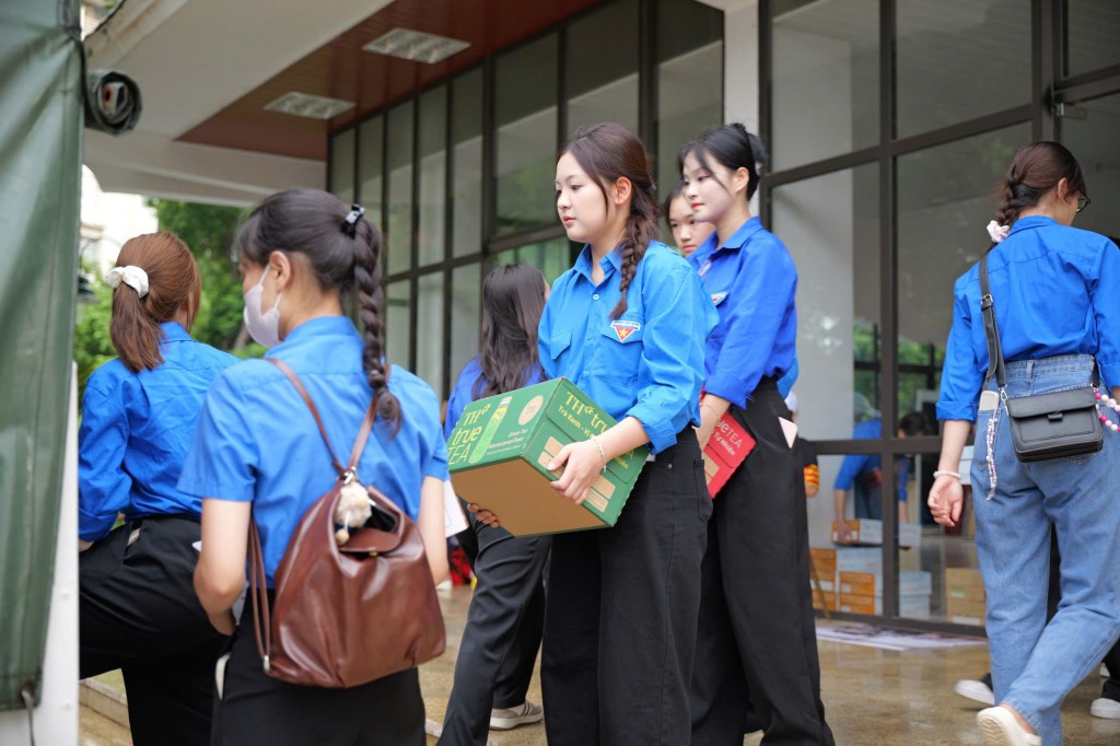 TH True Milk tiếp sức cho các lực lượng và Nhân dân dự tổng hợp luyện