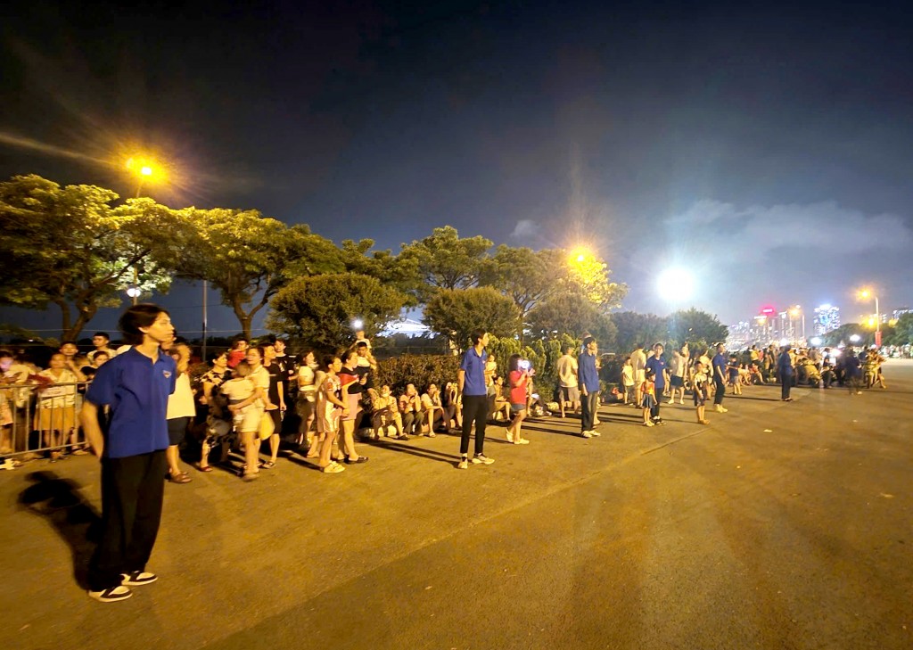 Phường Từ Liêm: 200 đoàn viên tham gia phục vụ hợp luyện diễu binh