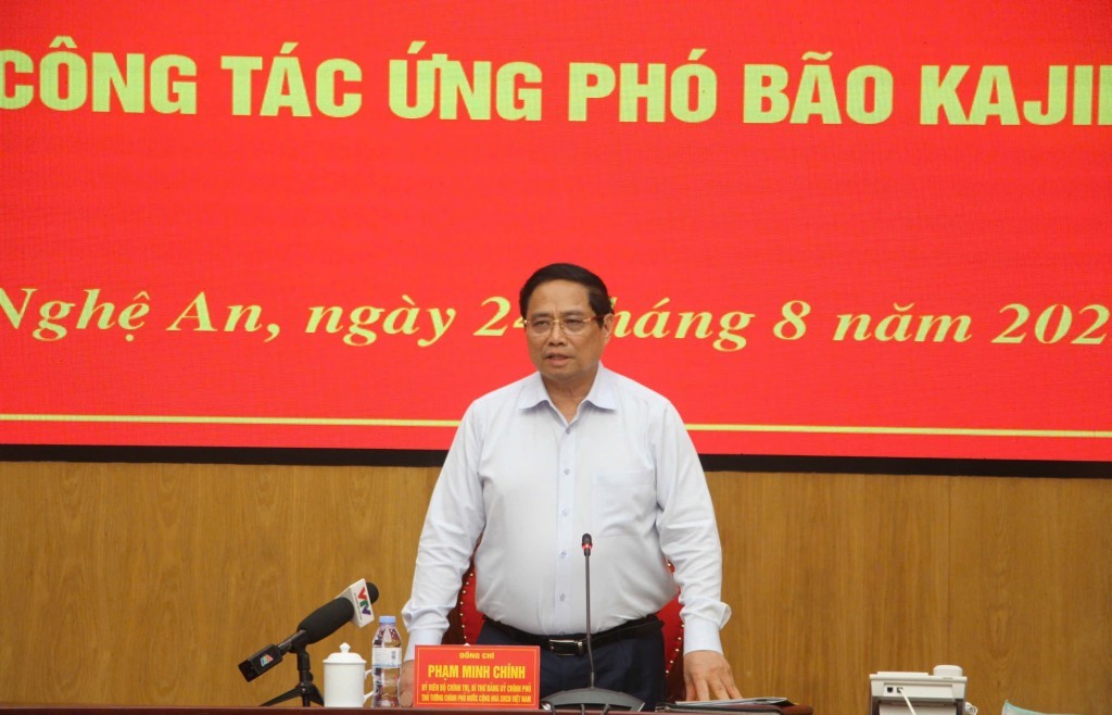 Chỉ đạo sát sao, quyết liệt, đặt tính mạng của người dân lên trên hết