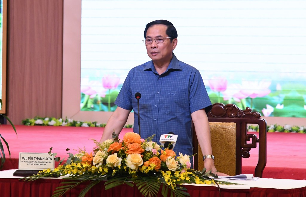Phó Thủ tướng Bùi Thanh Sơn làm việc với 5 địa phương để thúc đẩy tăng trưởng, đầu tư công - Ảnh: VGP/Hải Minh