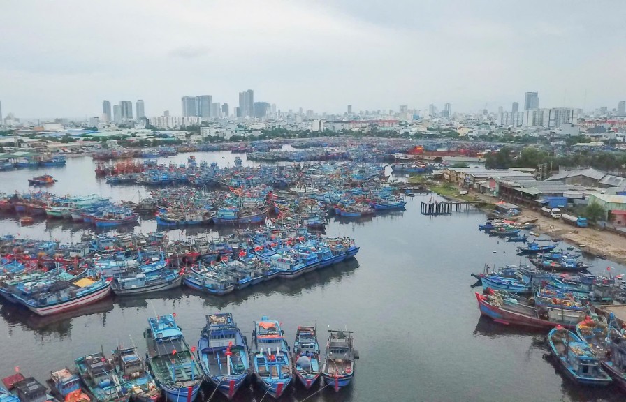 Thủ tướng yêu cầu tiếp tục triển khai quyết liệt công tác ứng phó bão số 5