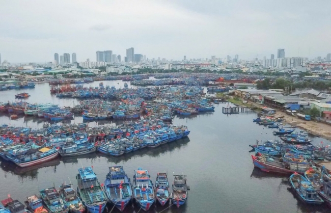 Thủ tướng yêu cầu tiếp tục triển khai quyết liệt công tác ứng phó bão số 5