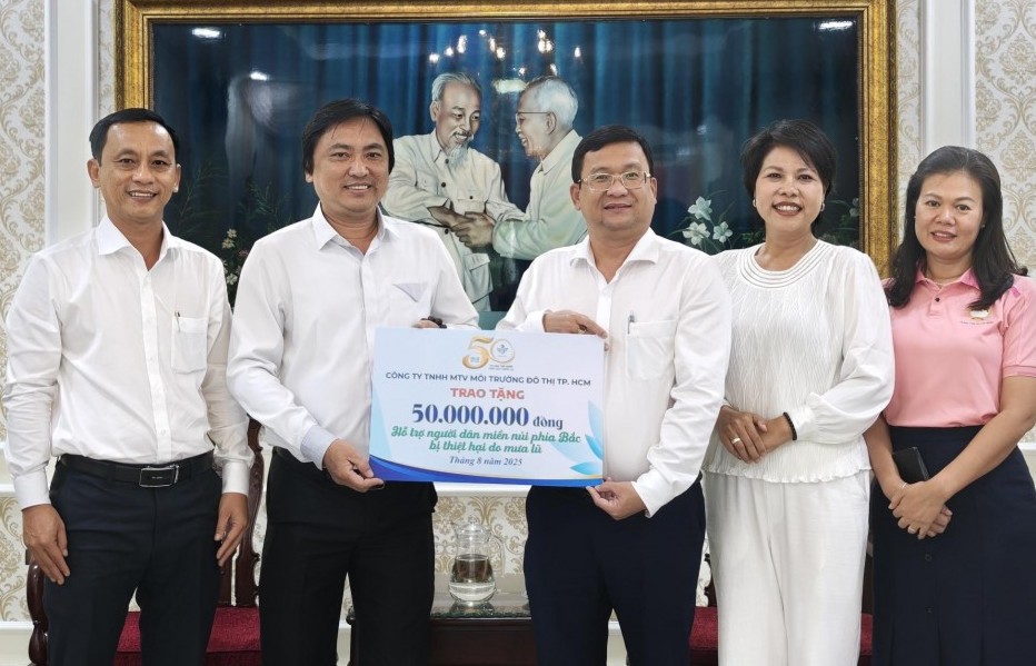 TP Hồ Chí Minh: Thêm ngân sách ủng hộ đồng bào vùng lũ