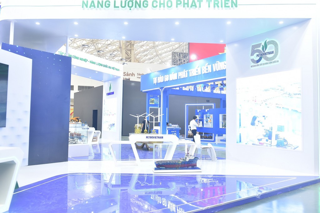 Gian trưng bày của Petrovietnam.