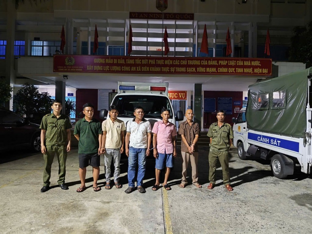 Khánh Hòa: Triệt xóa tụ điểm đánh bạc trong quán cà phê