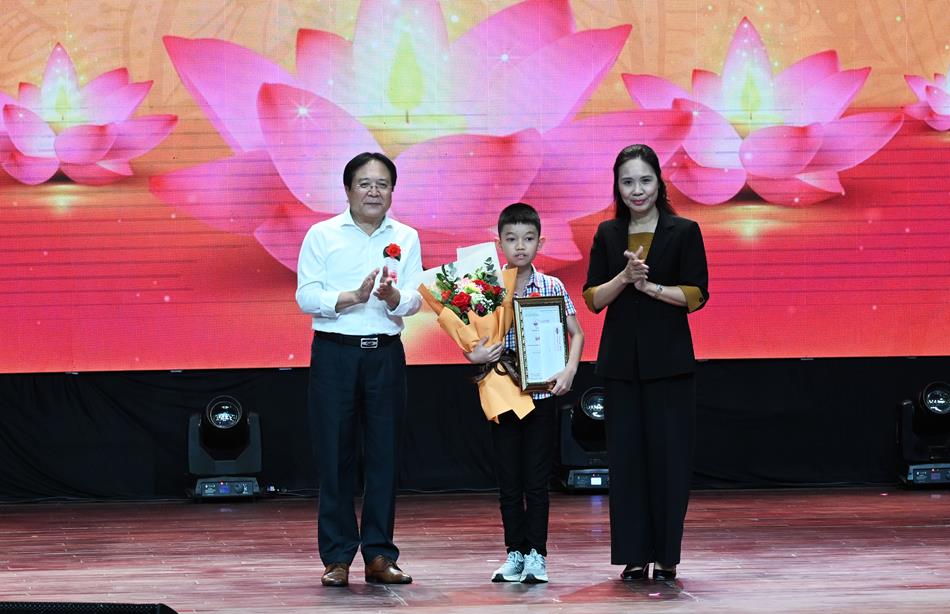 Mùa hiếu hạnh và tri ân