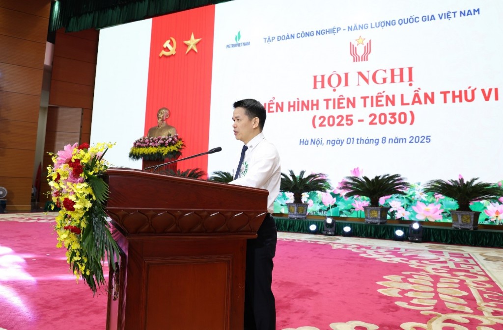 Tổng Giám đốc PV GAS Phạm Văn Phong phát biểu tại Hội nghị điển hình tiên tiến Petrovietnam giai đoạn 2025–2030, PV GAS xác định rõ vai trò tiên phong trong chiến lược phát triển của Petrovietnam, hướng đến mục tiêu chung lọt Top 500 doanh nghiệp lớn nhất