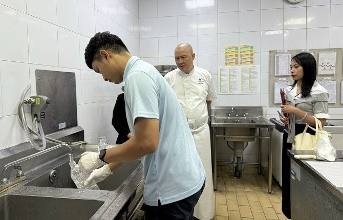 Đảm bảo an toàn nước sạch tại các khách sạn dịp A80