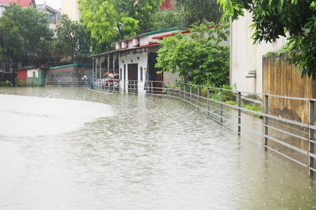 Mưa lớn khiến nhiều nơi của xã Quốc Oai bị ngập úng