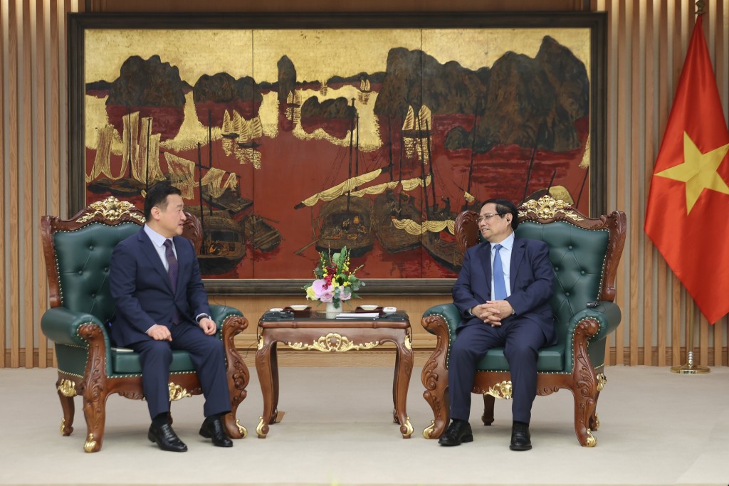 Thủ tướng Phạm Minh Chính hoan nghênh, đánh giá cao nỗ lực, quyết tâm và những kết quả kinh doanh của Tập đoàn Samsung nói chung, đặc biệt là tại Việt Nam - Ảnh: VGP/Nhật Bắc