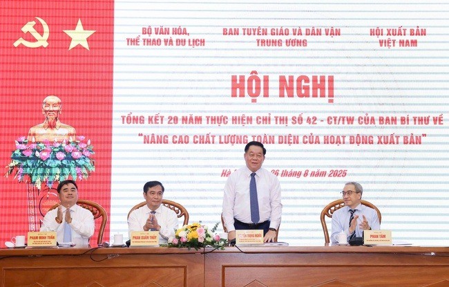 Xây dựng ngành xuất bản thành công nghiệp văn hóa mũi nhọn