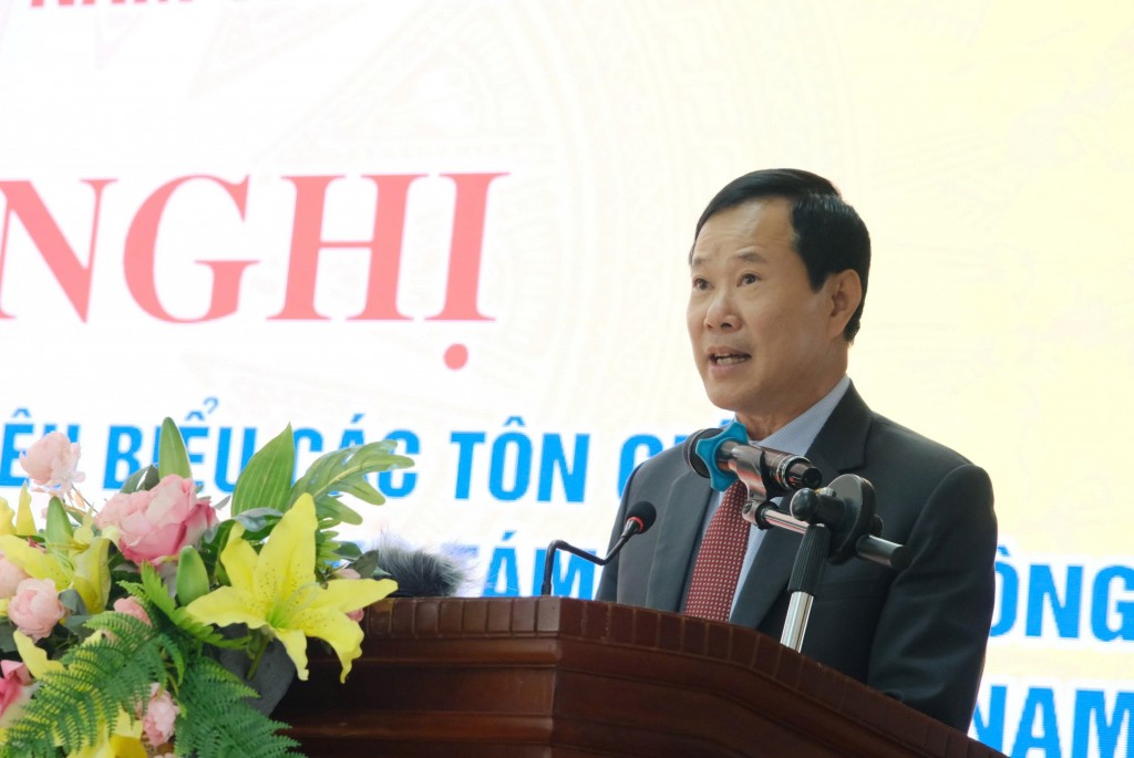 Ông Phạm Triều, Phó Chủ tịch Thường trực Ủy ban MTTQ tỉnh Lâm Đồng phát biểu tại hội nghị (Ảnh: CTV)