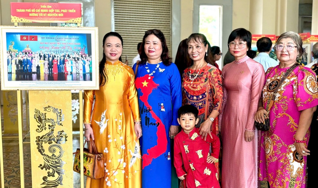 Lan tỏa sức mạnh đại đoàn kết: Kiều bào gắn bó, đồng hành cùng Tổ quốc