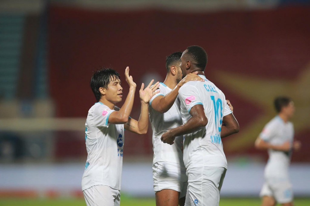 Vòng 3 V-League 2025/26: Nam Định thắng ngược PVF CAND