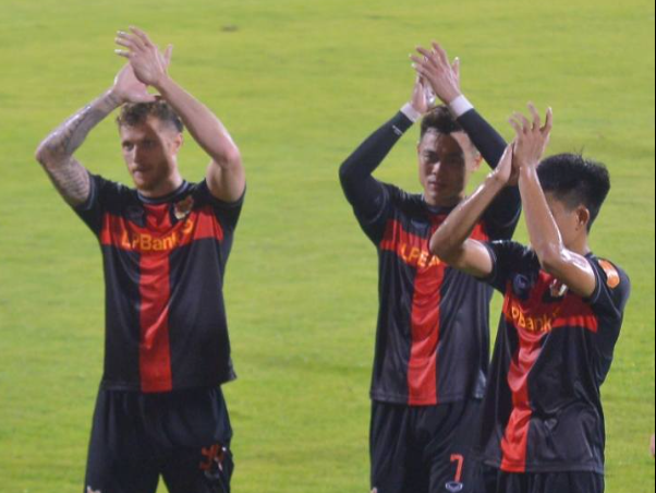Vòng 3 V-League 2025/26: Ninh Bình không thể cản phá