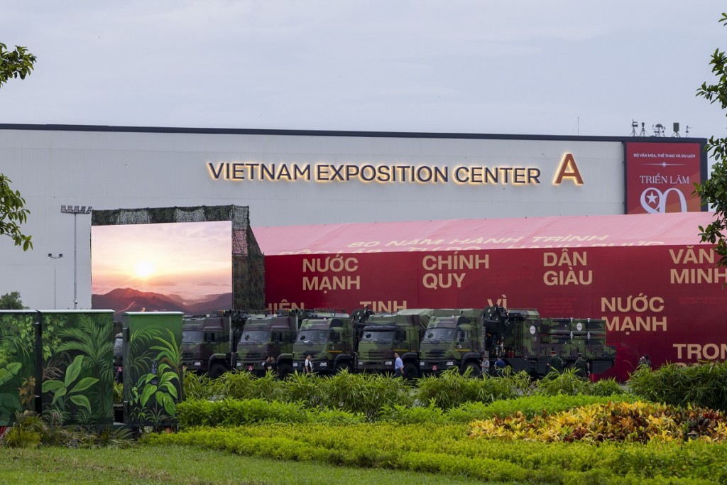 “Ngược dòng lịch sử, chạm tay tương lai” tại Triển lãm lớn nhất lịch sử mừng 80 năm Quốc khánh