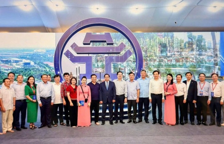 Tự hào về những thành tựu kinh tế - xã hội tiêu biểu của Thủ đô