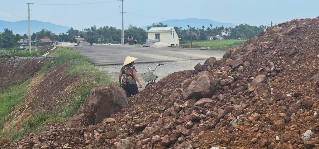 Tổng công ty Thành An làm gì tại 8km nối Quốc lộ 14H ?