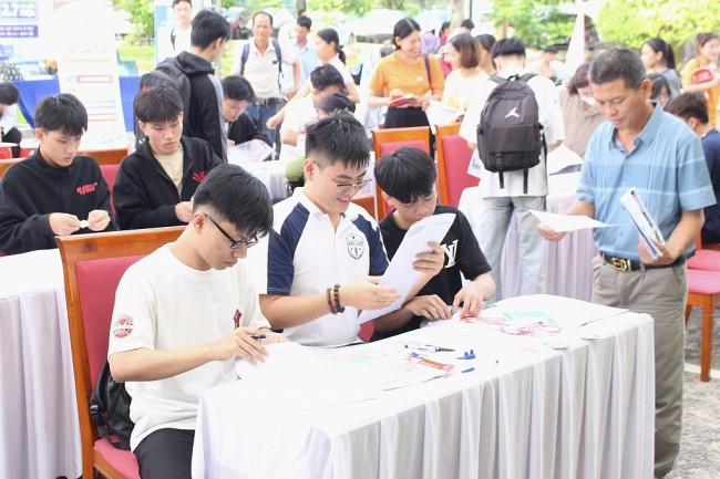 Trường Đại học Sư phạm Kỹ thuật Đà Nẵng đón hơn 1.800 tân sinh viên