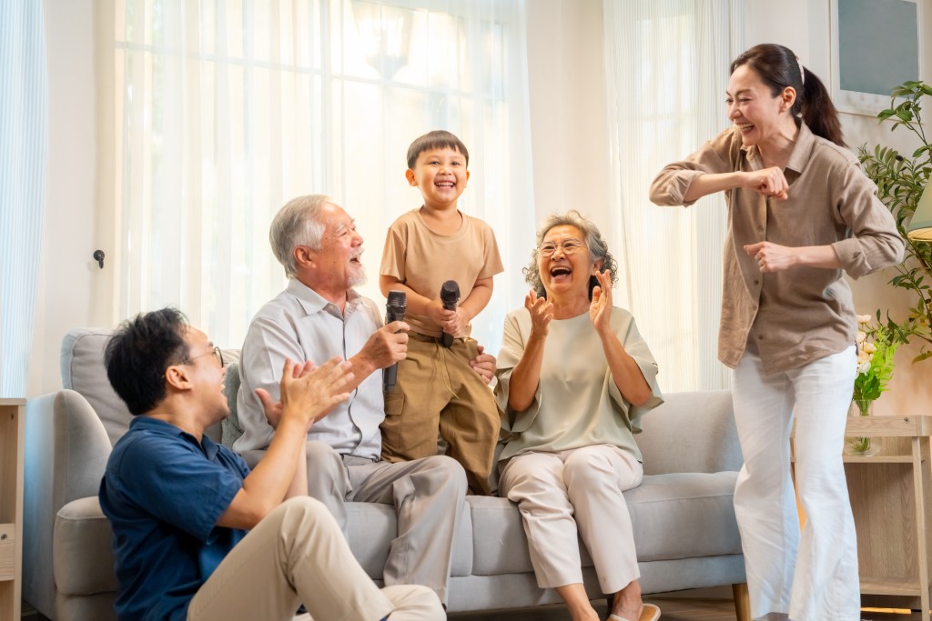 Nghịch lý mùa tựu trường: Chuẩn bị nhiều - thiếu điều quan trọng