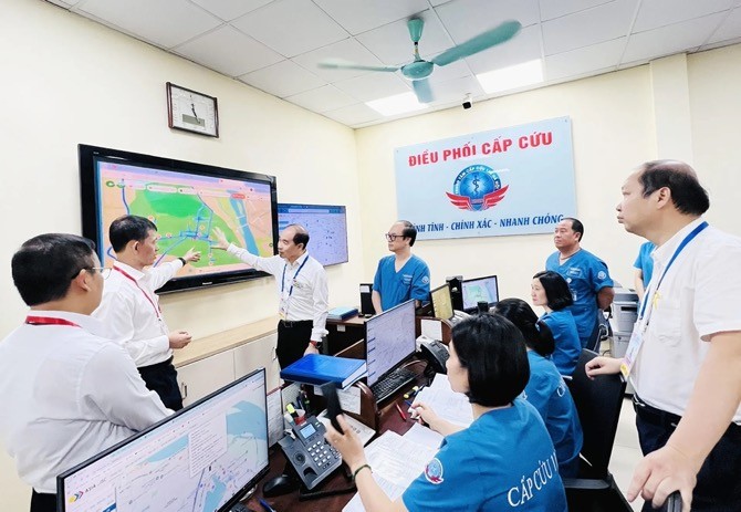 Đoàn kiểm tra Trung tâm Chỉ huy đáp ứng y tế sự kiện A80 của Trung tâm Cấp cứu 115.