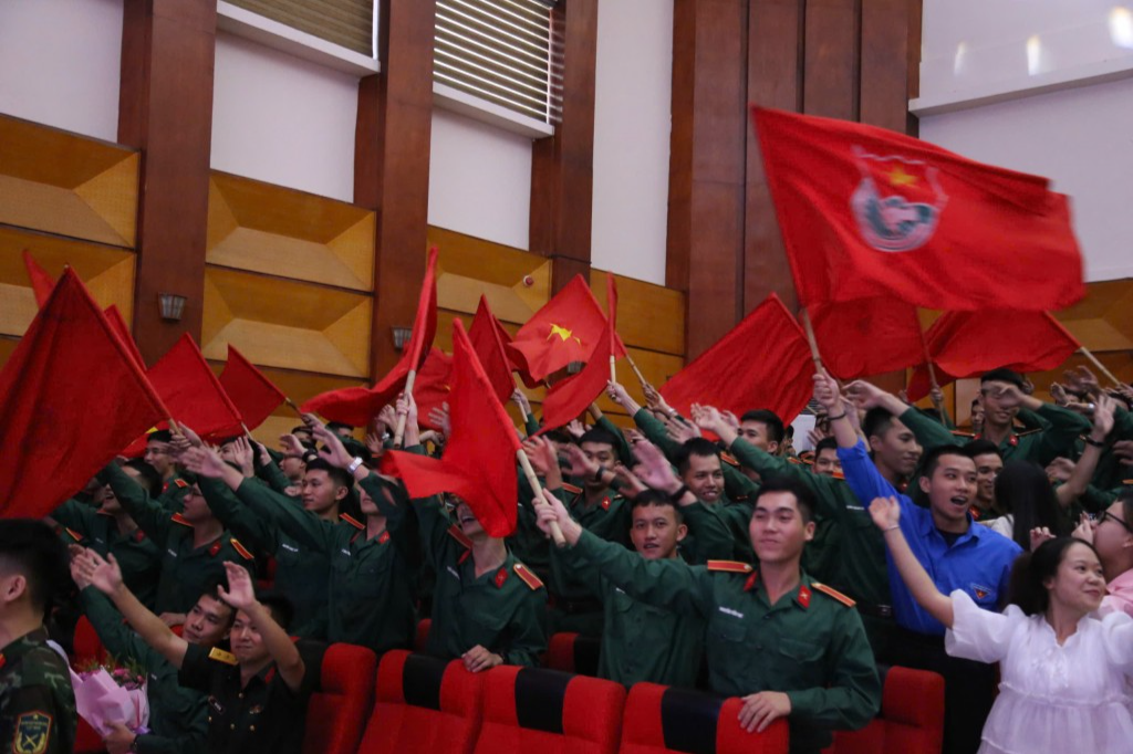 Các đội thi luôn nhận được sự cổ vũ nhiệt tình 
