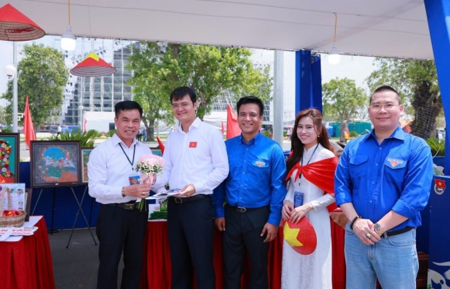 Bảy triệu khát vọng cùng “Khai phóng tương lai Xanh”