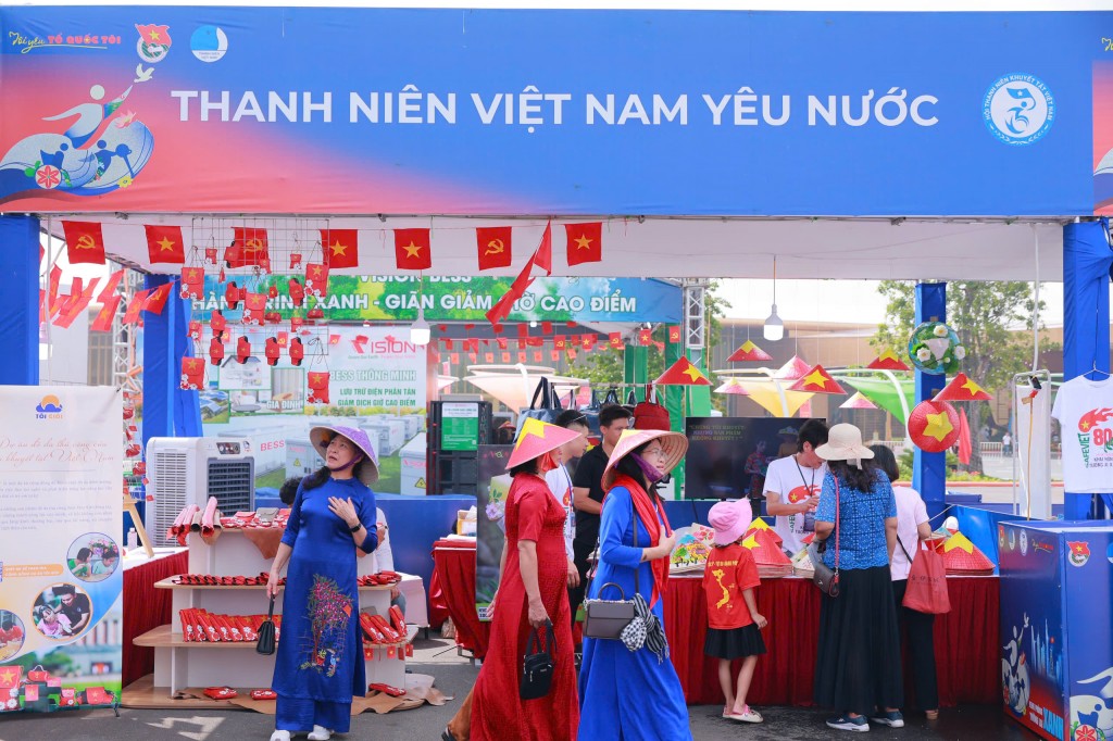 Bảy triệu khát vọng cùng “Khai phóng tương lai Xanh”