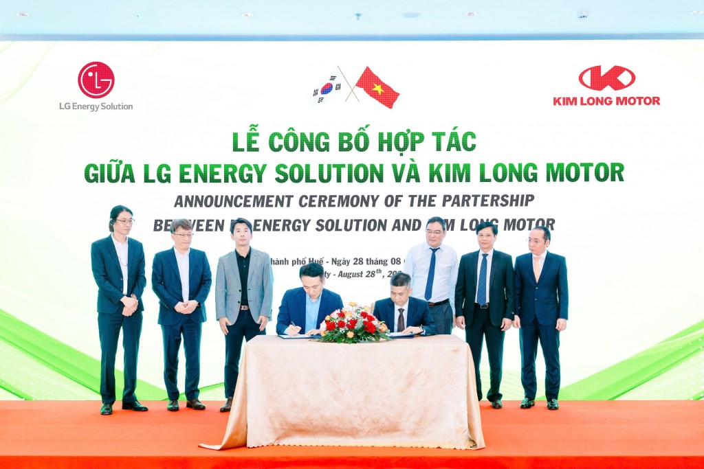 Công ty CP Kim Long Motor Huế và LG Energy Solution vừa ký Bản ghi nhớ hợp tác (MOU) về cung ứng pin