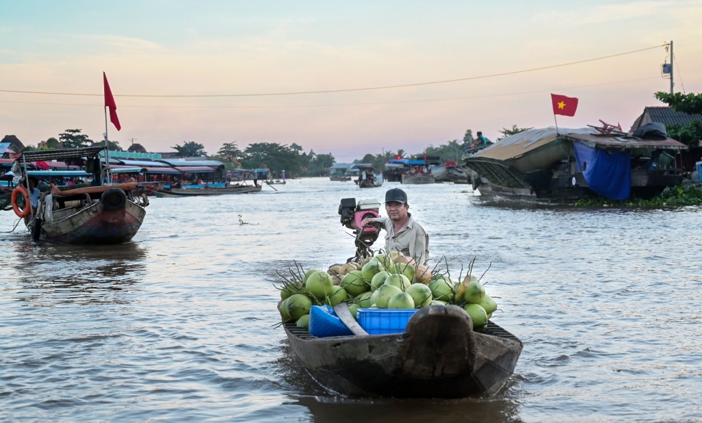 Nhịp sống trên sông