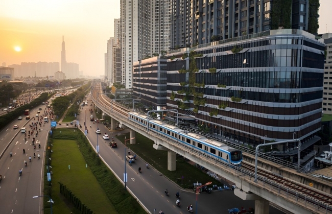 TP Hồ Chí Minh: Thêm đôi cánh để bay cao, vươn xa