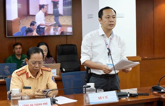 Sẽ có chế tài mạnh giải quyết tình trạng “vẽ bệnh, moi tiền”