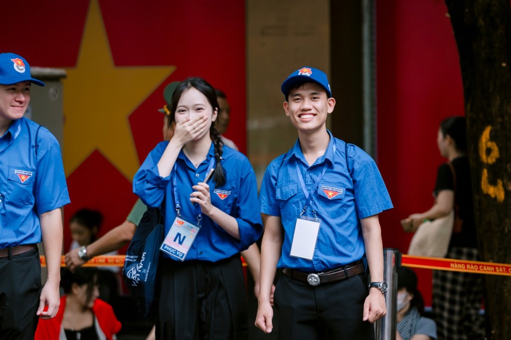 Hà Nội rạng rỡ sau mưa, photobooth SHB thành “tọa độ yêu nước” ngày Quốc khánh