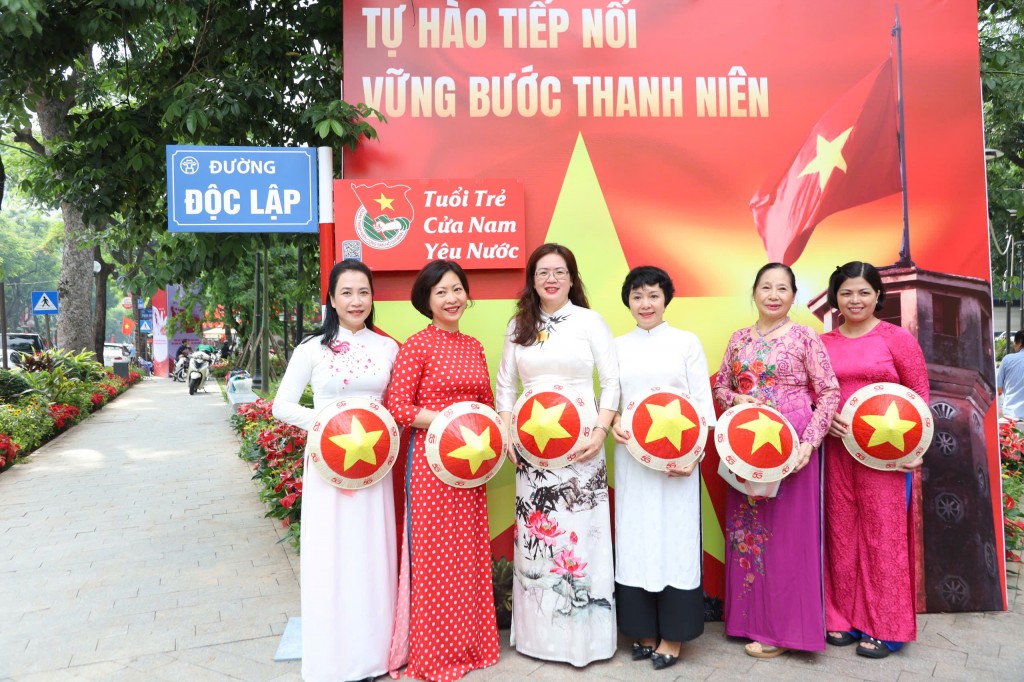 Hội LHPN phường Cửa Nam chung tay chuyển đổi số, làm đẹp cảnh quan đô thị