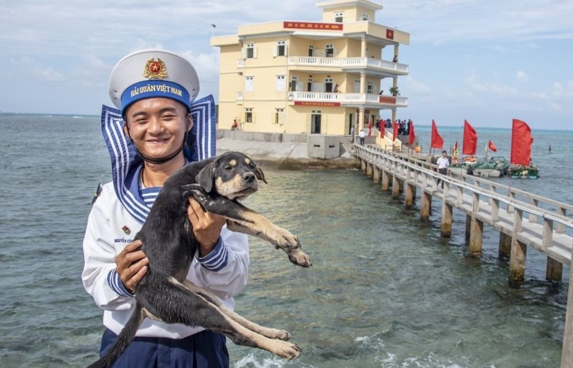 Người bạn bốn chân