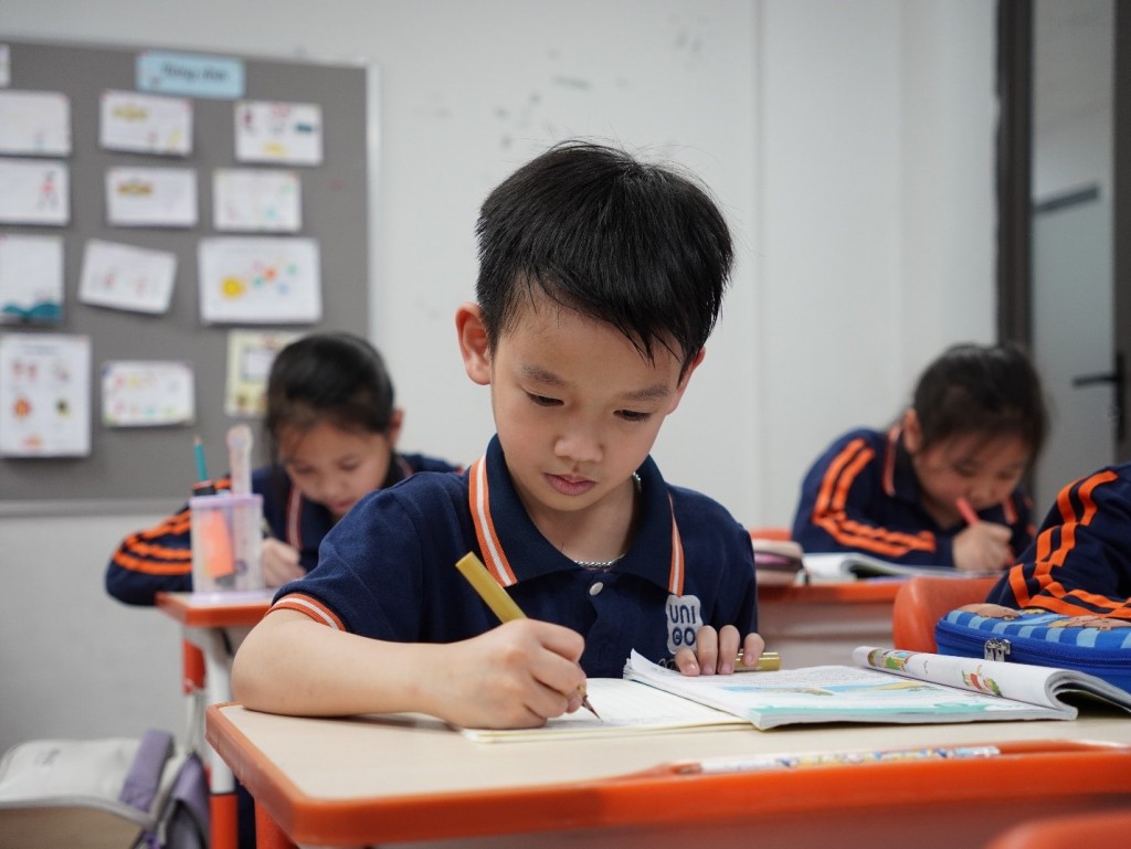 Phát triển năng lực tự học cho học sinh tiểu học: Giáo dục theo một cách khác