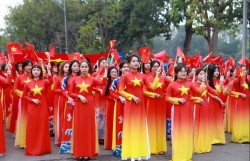 Năm cánh sao vàng tỏa sáng khát vọng Việt Nam