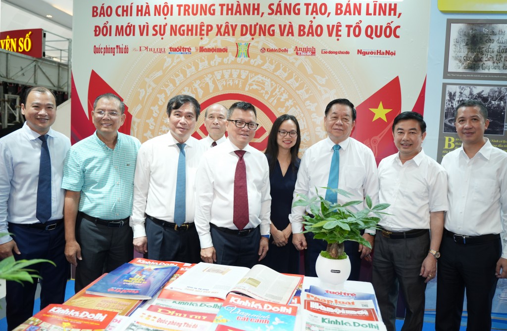 Thời cơ vàng cho báo chí Việt Nam phát triển đột phá