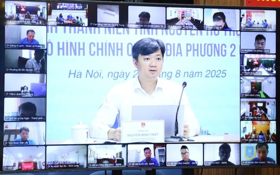 Từ đổi thẻ đảng viên đến “Mặt trận số” đều in dấu thanh niên