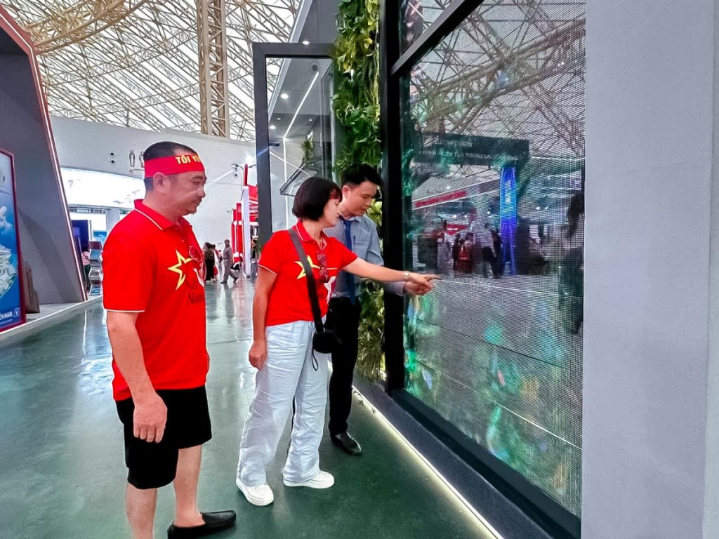 Nhiều sản phẩm, giải pháp vật liệu xây dựng ứng dụng công nghệ mới được Eurowindow trưng bày tại triển lãm