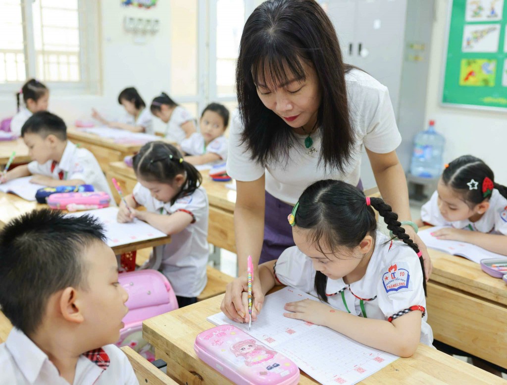Bài 2: Vì sao học sinh tiểu học cần học cách tự học?