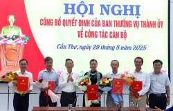 Nhiều cán bộ lãnh đạo tại Cần Thơ nghỉ hưu trước tuổi