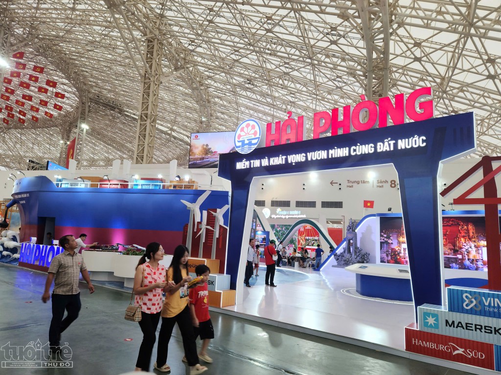 Khu triển lãm trong nhà