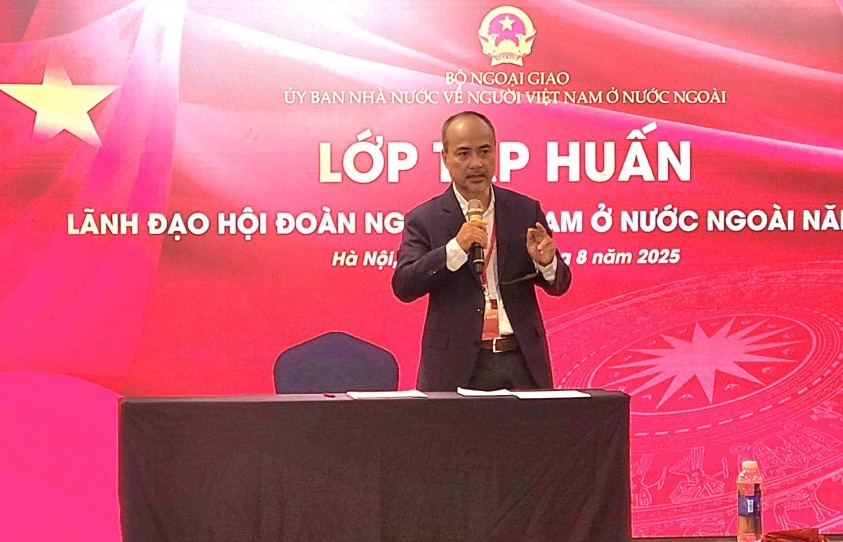 Khai mạc lớp tập huấn lãnh đạo hội đoàn người Việt ở nước ngoài
