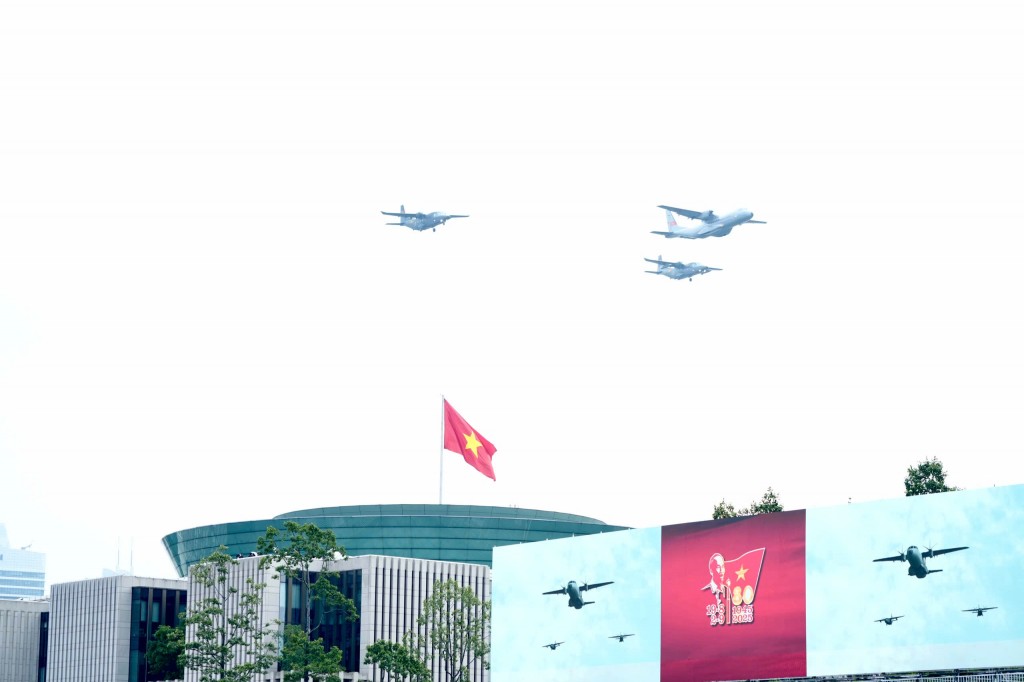 Ấn tượng về sự trang trọng, chu đáo của lễ diễu binh, diễu hành chính thức Ấn tượng về sự trang trọng, chu đáo của lễ diễu binh, diễu hành chính thức