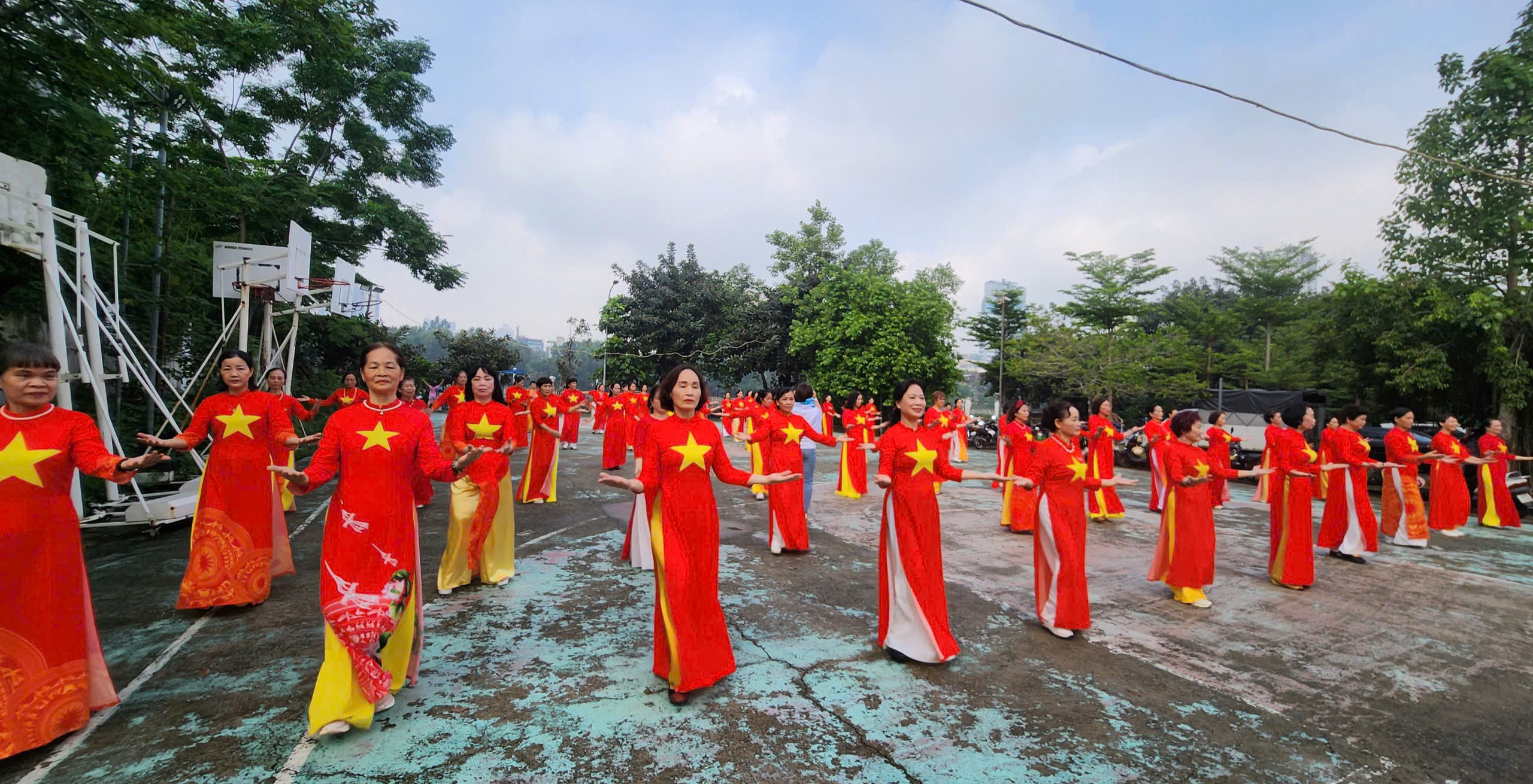 Hơn 80.000 phụ nữ Hà Nội đồng diễn dân vũ mừng Quốc khánh