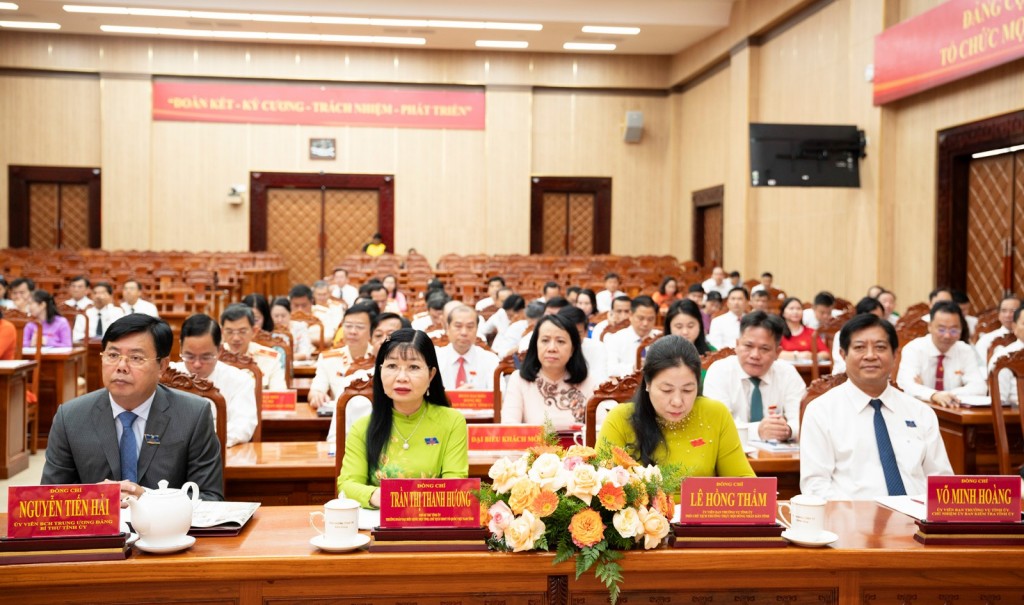 Các đại biểu dự đại hội