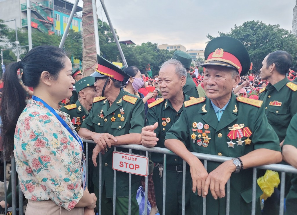 Hà Nội rực rỡ trong mùa thu lịch sử, sẵn sàng cho Đại lễ 80 năm Quốc khánh