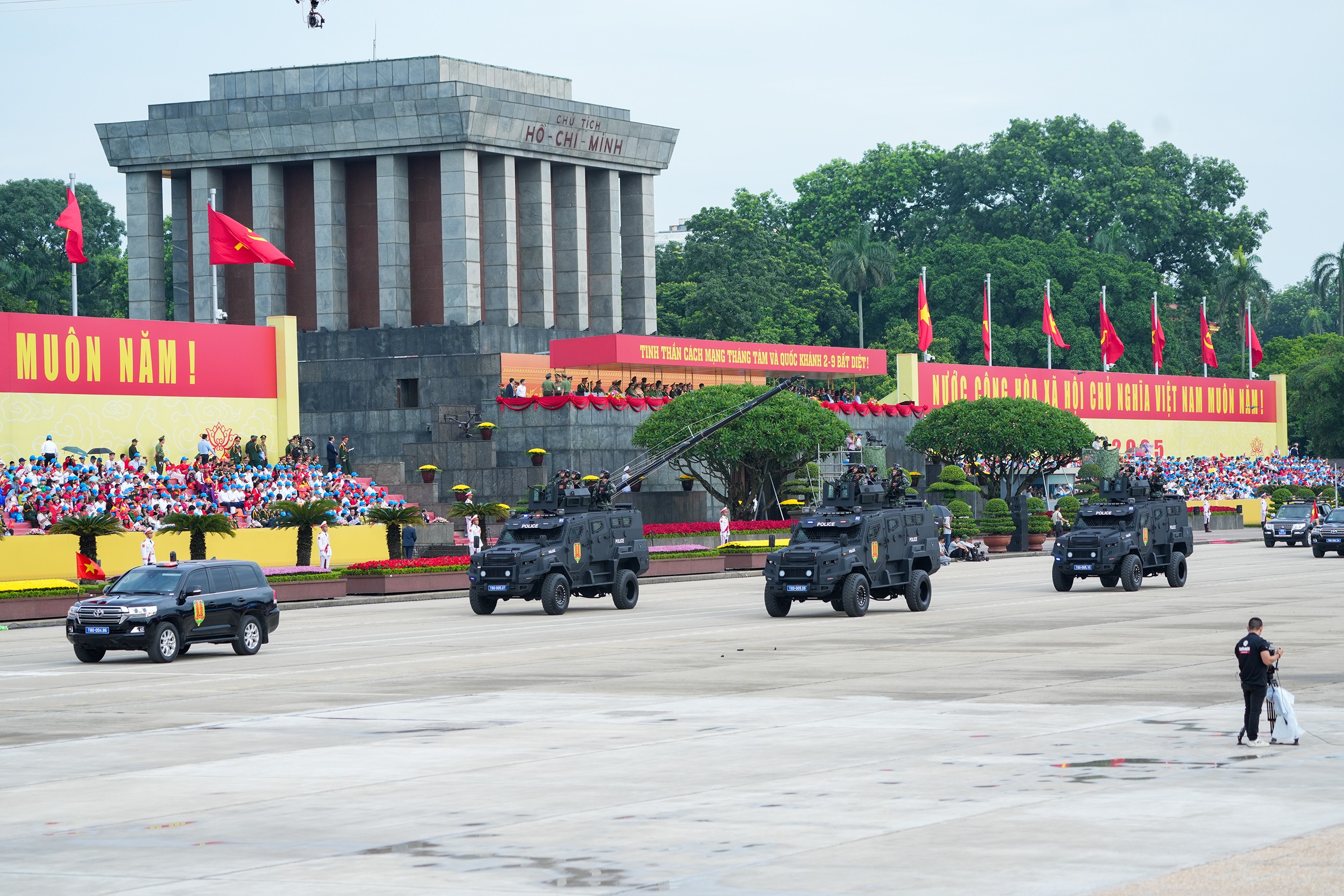 Mãn nhãn chiêm ngưỡng dàn khí tài tại buổi Tổng duyệt A80